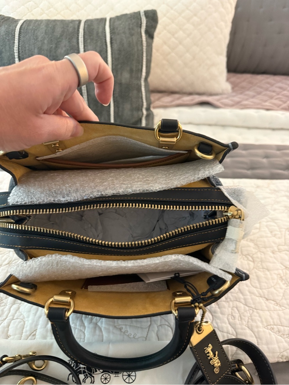 NWT Coach Rogue 25 1941 Dark Denim - Picture 10 of 14
